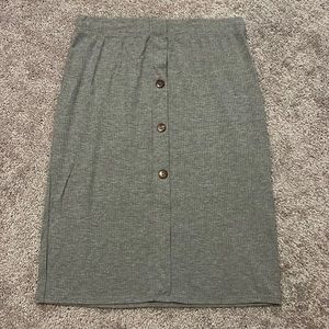 Size L Stretch Pencil Skirt with Buttons.